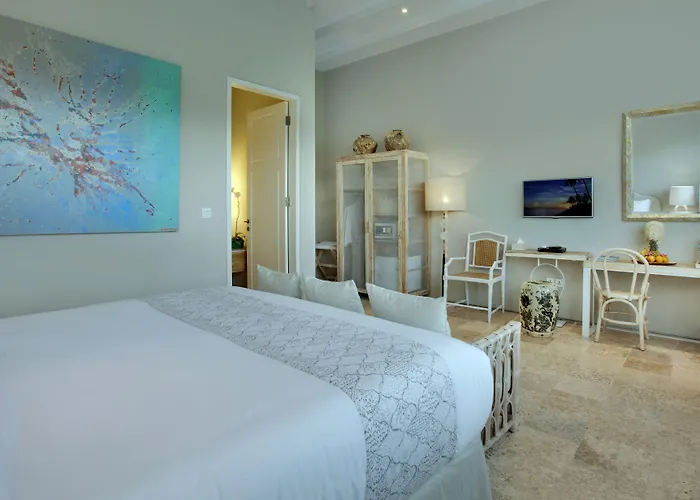 Guest house & Vespa 4 - Near 3*